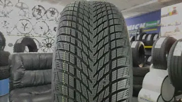Goodyear UltraGrip Perfomance 3